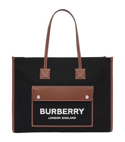 burberry freya black|Medium Freya Tote in Natural/tan .